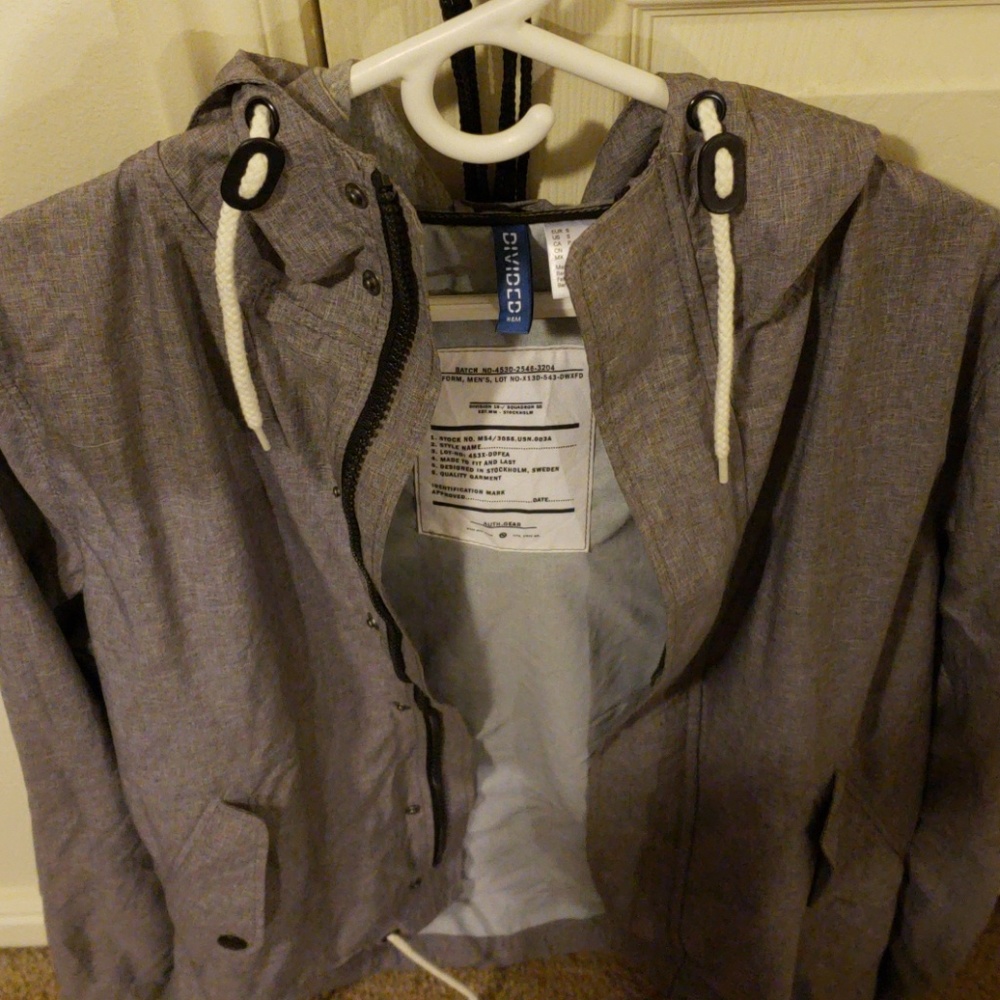 H&M Jacket- Great Condition - Picture 3 of 4